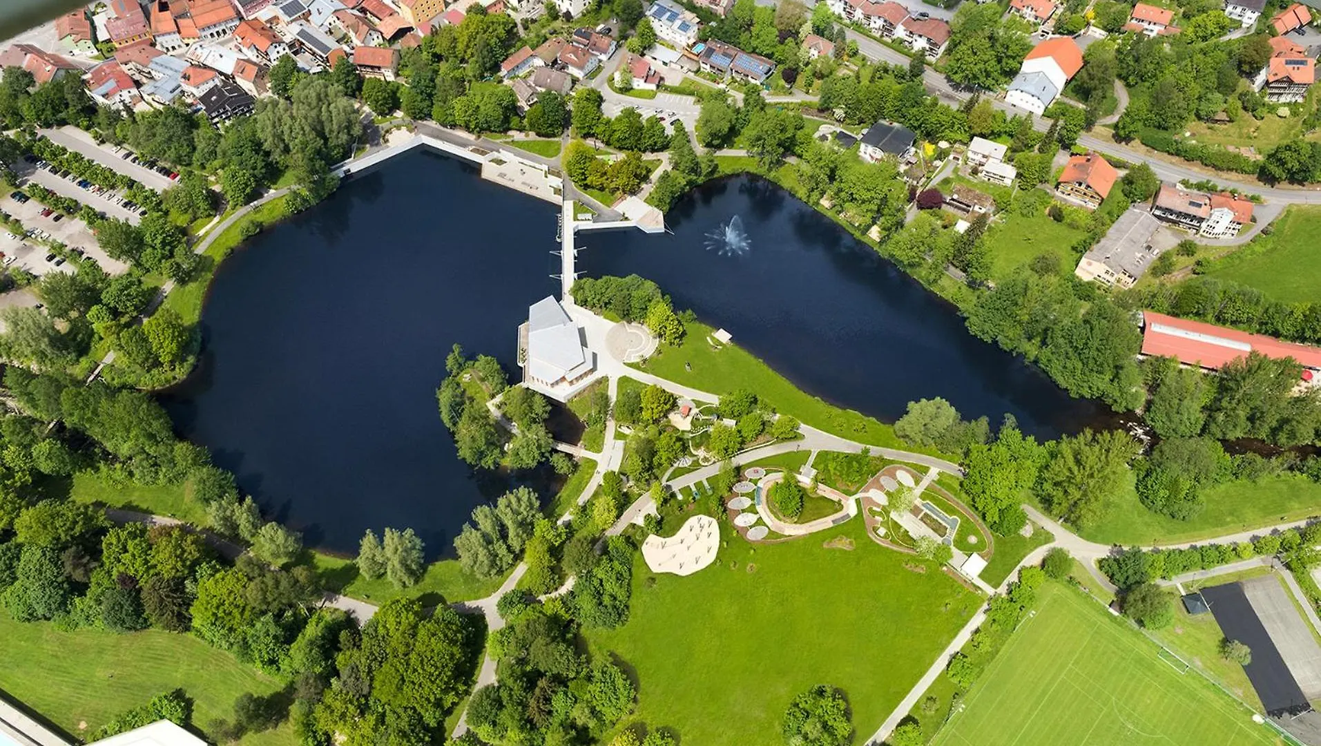度假居 Ferienhaus Am Park 格拉芬瑙